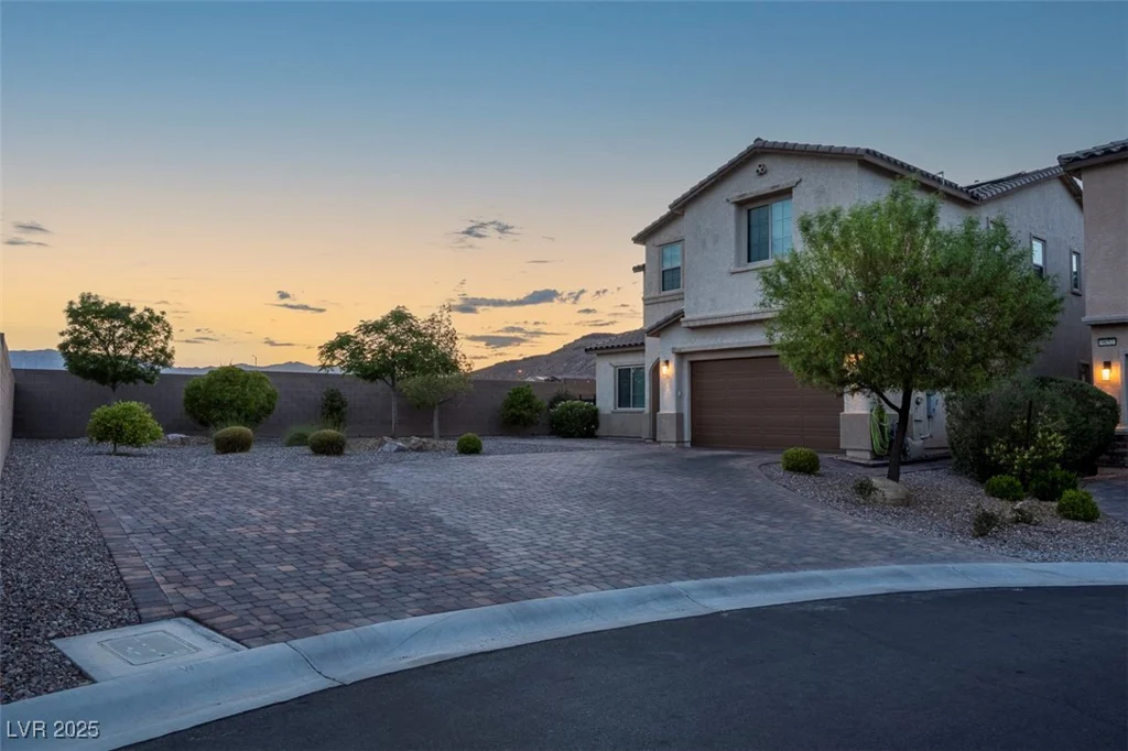 9654 Starfish Reef, Las Vegas, NV 89178