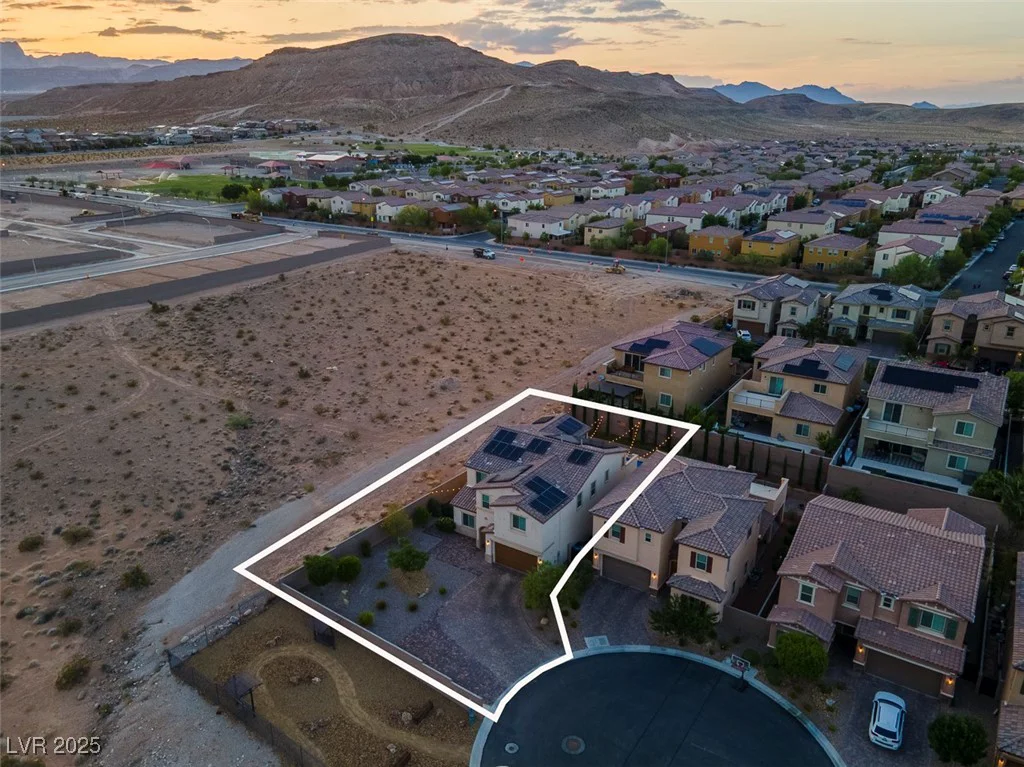 9654 Starfish Reef, Las Vegas, NV 89178