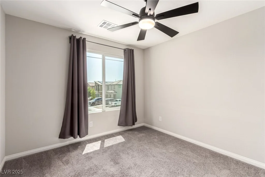 7733 Rosebark Cliffs, North Las Vegas, NV 89084