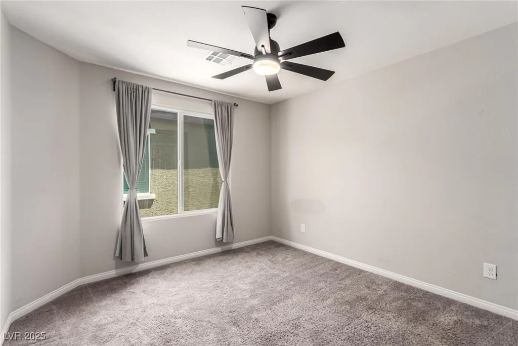 7733 Rosebark Cliffs, North Las Vegas, NV 89084
