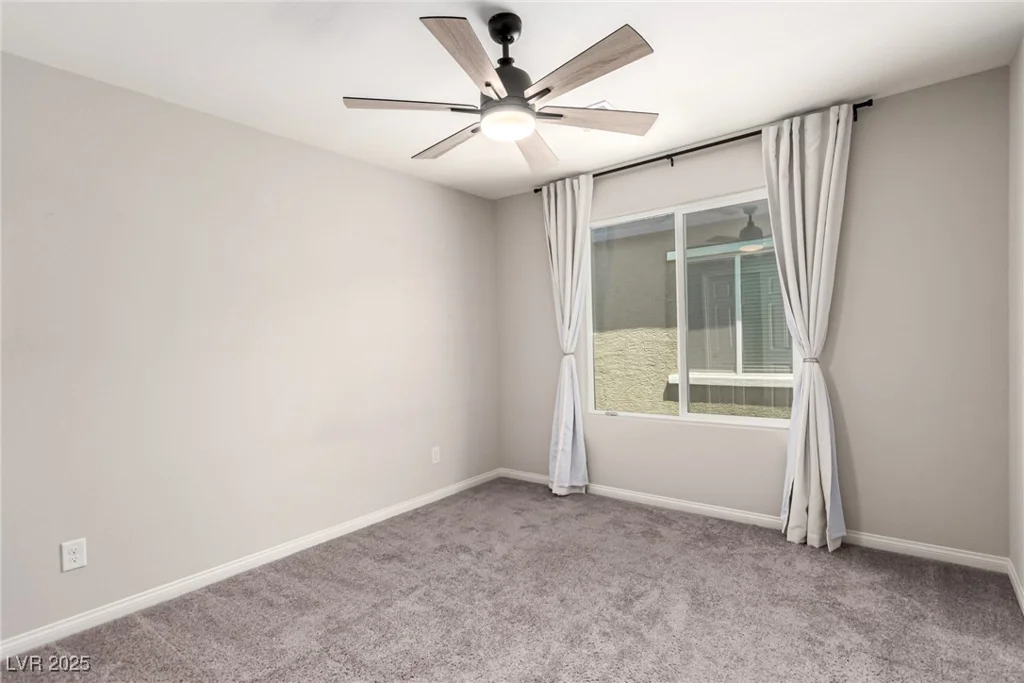 7733 Rosebark Cliffs, North Las Vegas, NV 89084