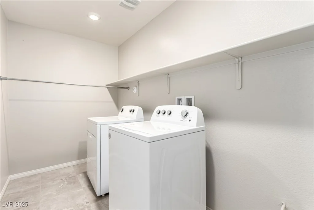 7733 Rosebark Cliffs, North Las Vegas, NV 89084