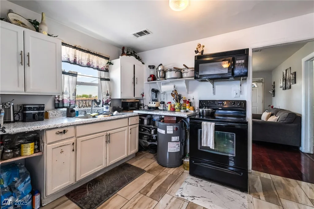 300 14th, Las Vegas, NV 89101