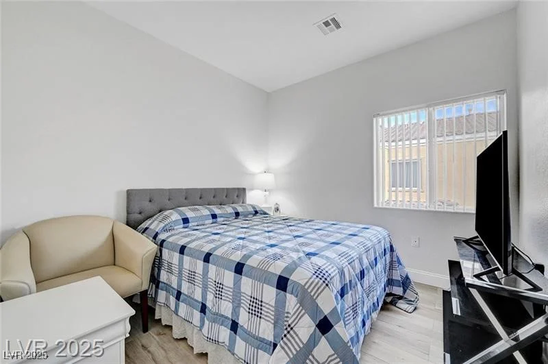 6320 Desert Leaf, North Las Vegas, NV 89081