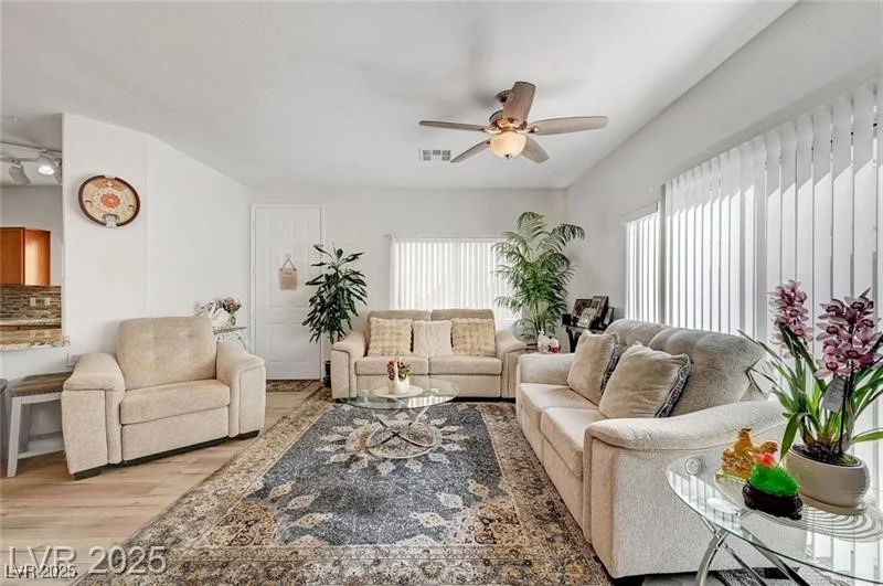 6320 Desert Leaf, North Las Vegas, NV 89081