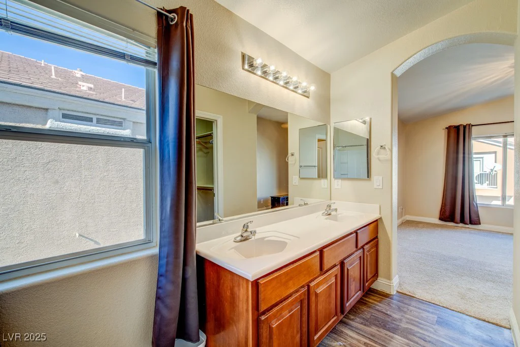 8717 Tom Noon, Las Vegas, NV 89178