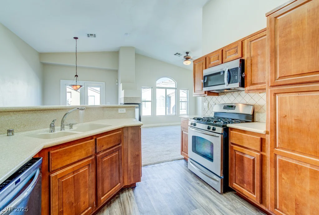 8717 Tom Noon, Las Vegas, NV 89178