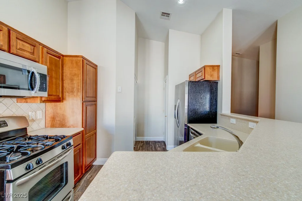 8717 Tom Noon, Las Vegas, NV 89178