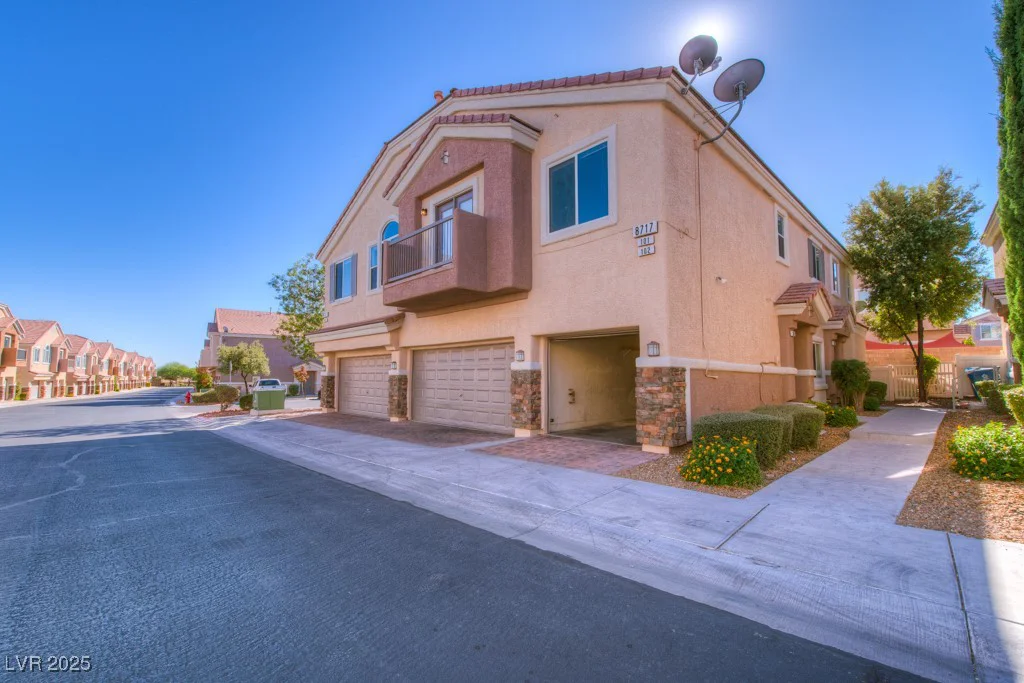 8717 Tom Noon, Las Vegas, NV 89178