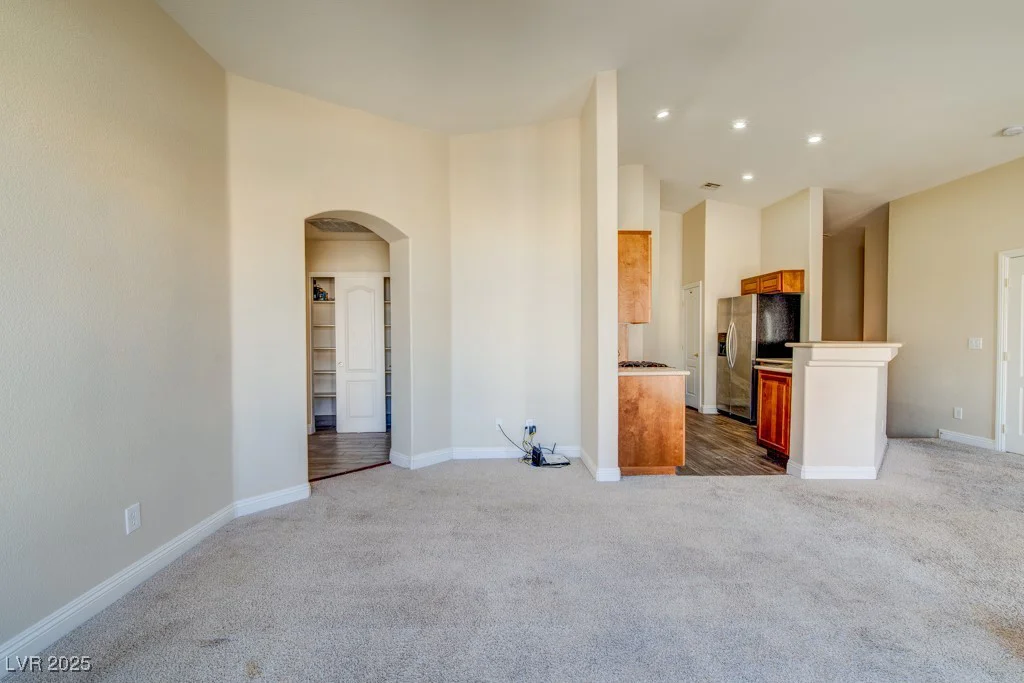 8717 Tom Noon, Las Vegas, NV 89178