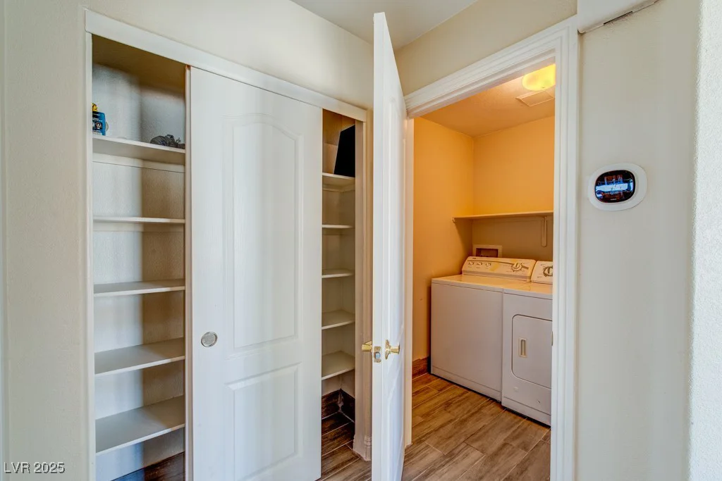 8717 Tom Noon, Las Vegas, NV 89178