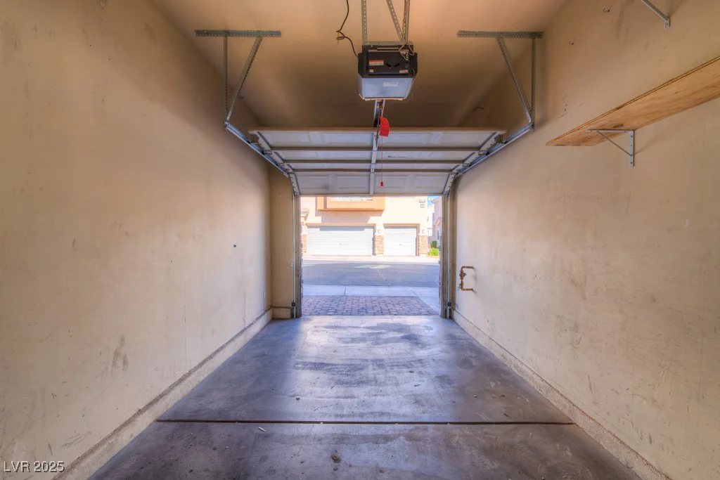 8717 Tom Noon, Las Vegas, NV 89178