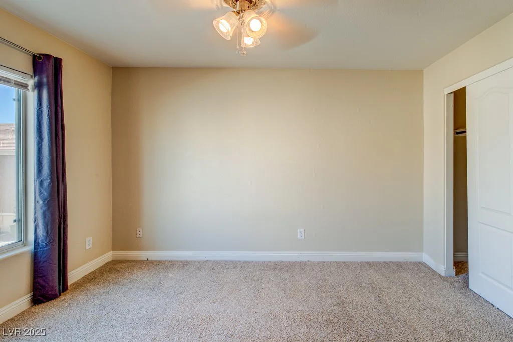 8717 Tom Noon, Las Vegas, NV 89178