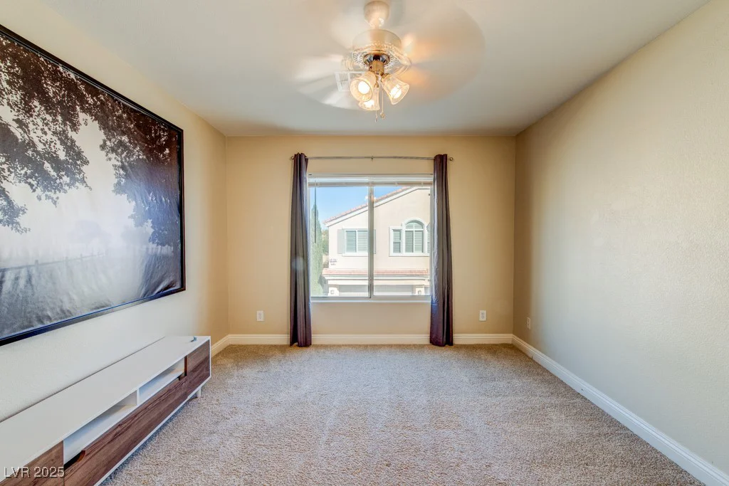 8717 Tom Noon, Las Vegas, NV 89178