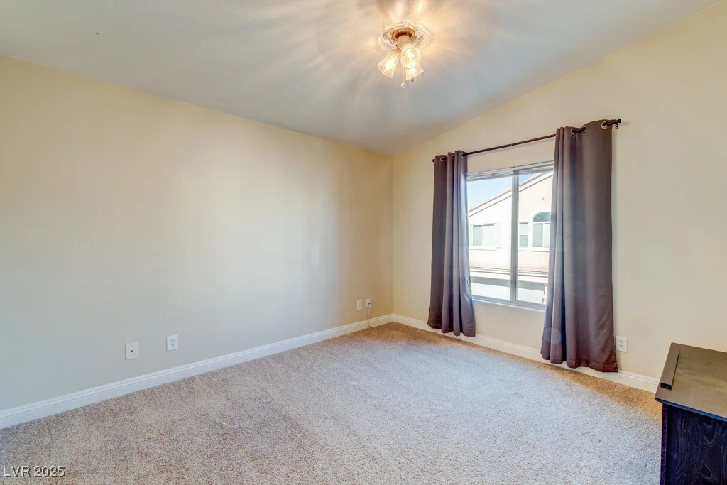 8717 Tom Noon, Las Vegas, NV 89178