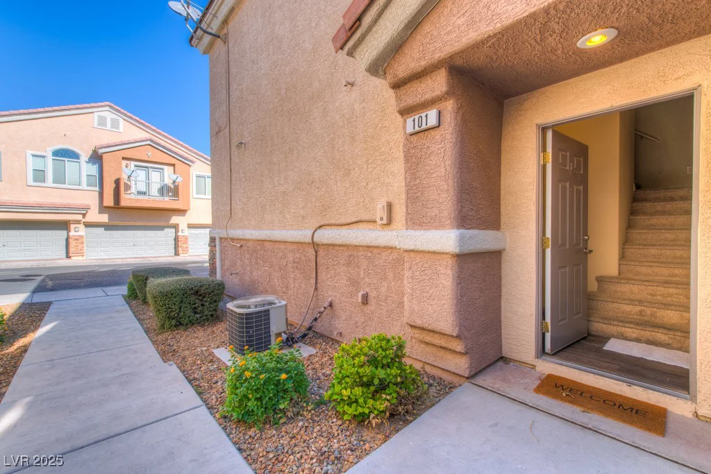 8717 Tom Noon, Las Vegas, NV 89178