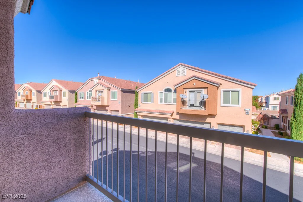8717 Tom Noon, Las Vegas, NV 89178