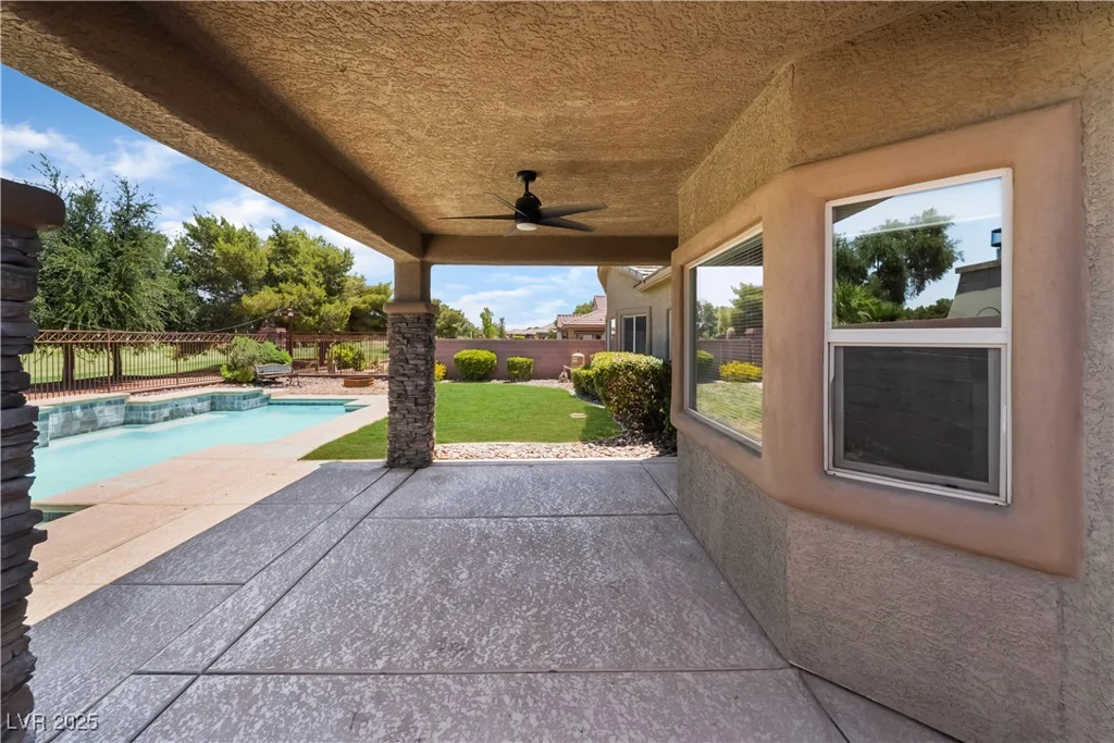 5586 Golden Leaf, Las Vegas, NV 89122