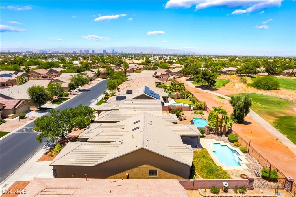 5586 Golden Leaf, Las Vegas, NV 89122