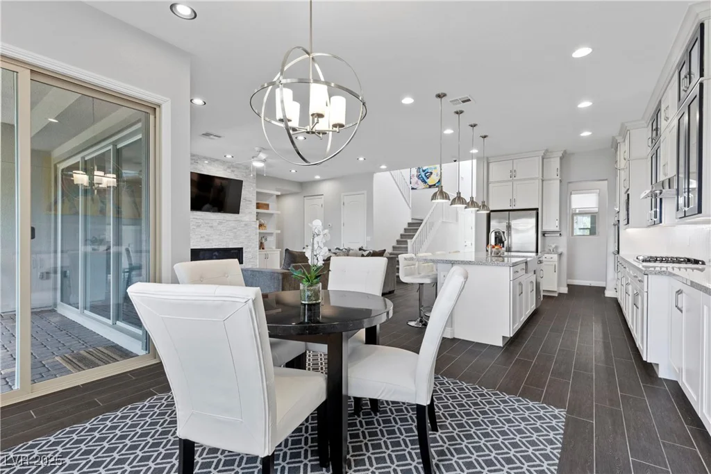 6338 Skystone, Las Vegas, NV 89135