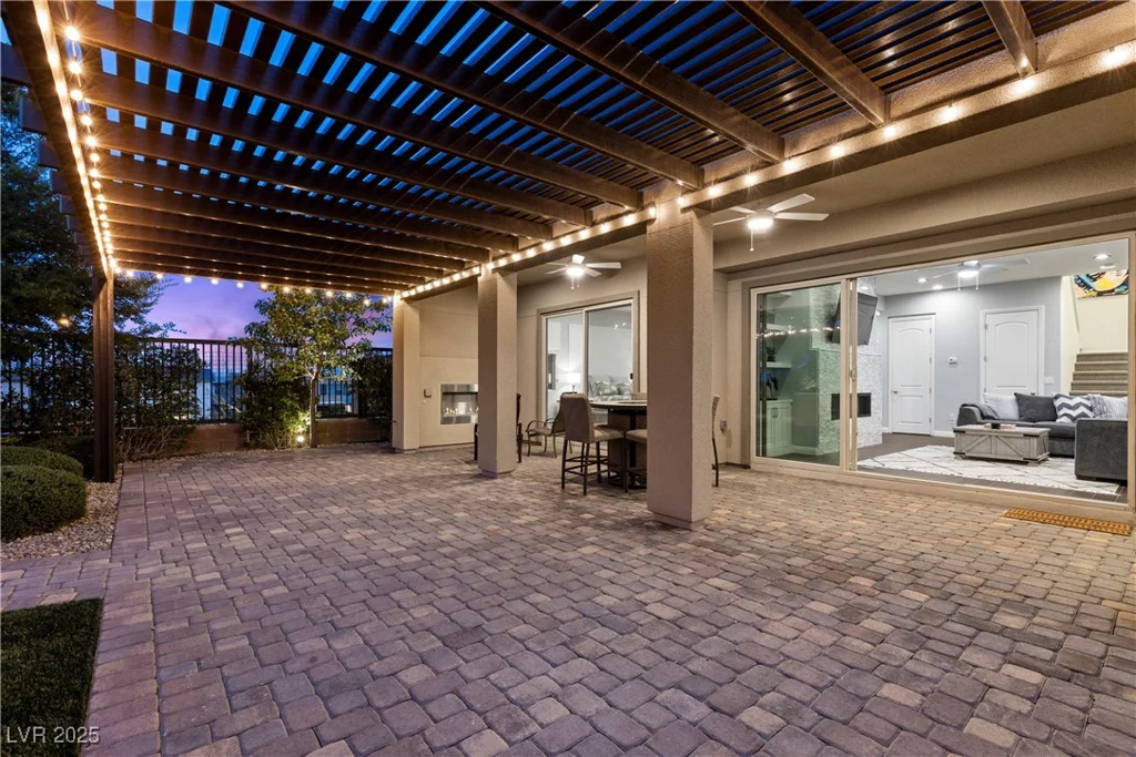 6338 Skystone, Las Vegas, NV 89135