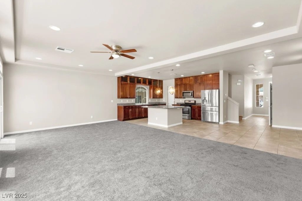 8116 Russell Creek, Las Vegas, NV 89139