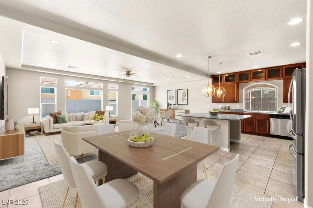 8116 Russell Creek, Las Vegas, NV 89139