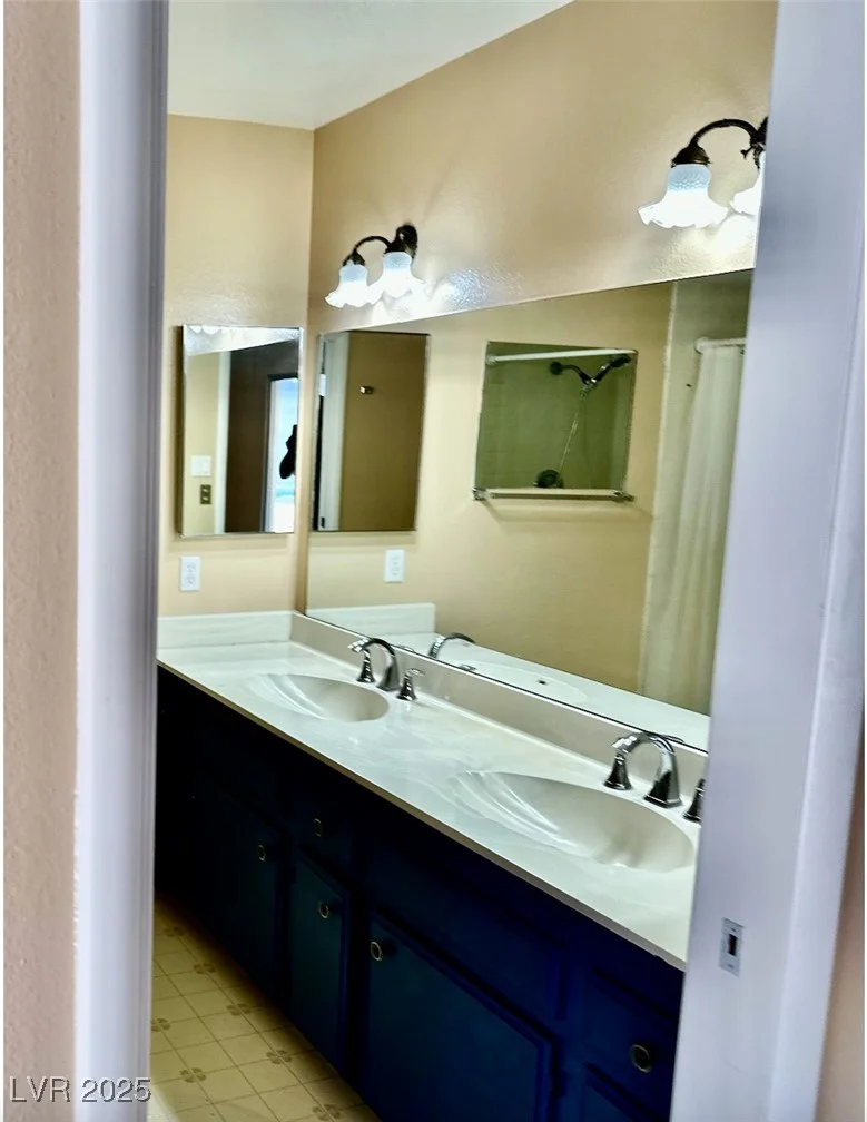 3729 La Junta, Las Vegas, NV 89120