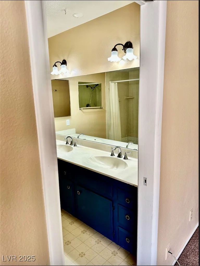 3729 La Junta, Las Vegas, NV 89120