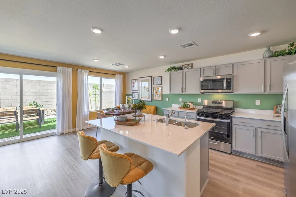 2638 BEGONIA FALLS, North Las Vegas, NV 89081