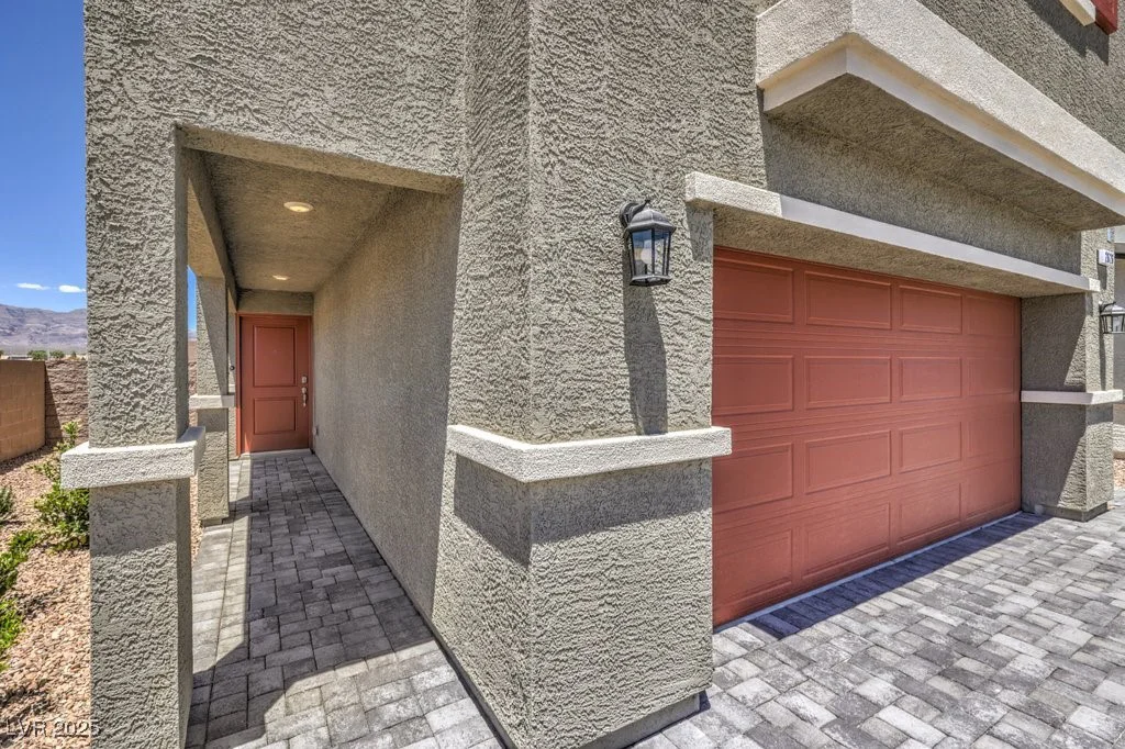 2638 BEGONIA FALLS, North Las Vegas, NV 89081