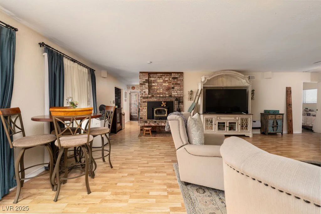 18480 State Hwy 160, Las Vegas, NV 89161