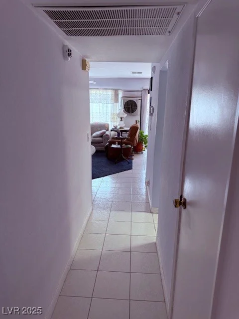 3368 Saddleback, Las Vegas, NV 89121