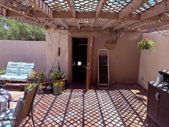 3368 Saddleback, Las Vegas, NV 89121