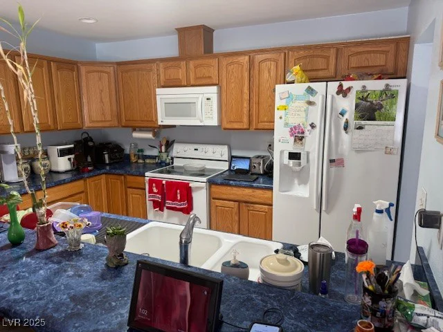 3368 Saddleback, Las Vegas, NV 89121