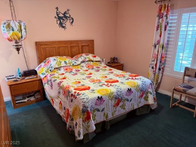 3368 Saddleback, Las Vegas, NV 89121