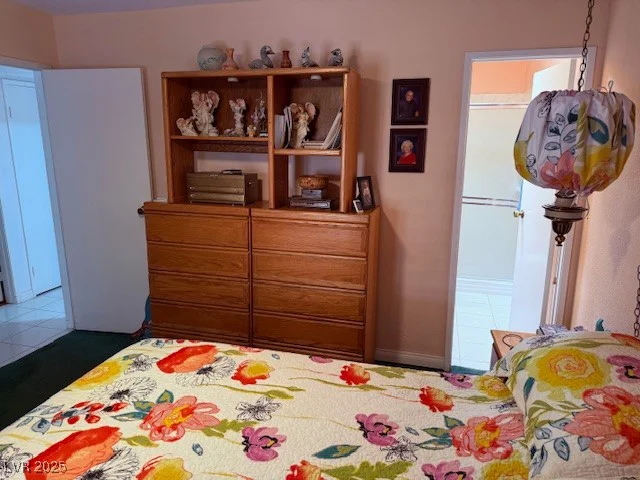3368 Saddleback, Las Vegas, NV 89121