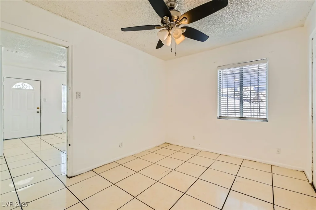 1811 Stewart, Las Vegas, NV 89101
