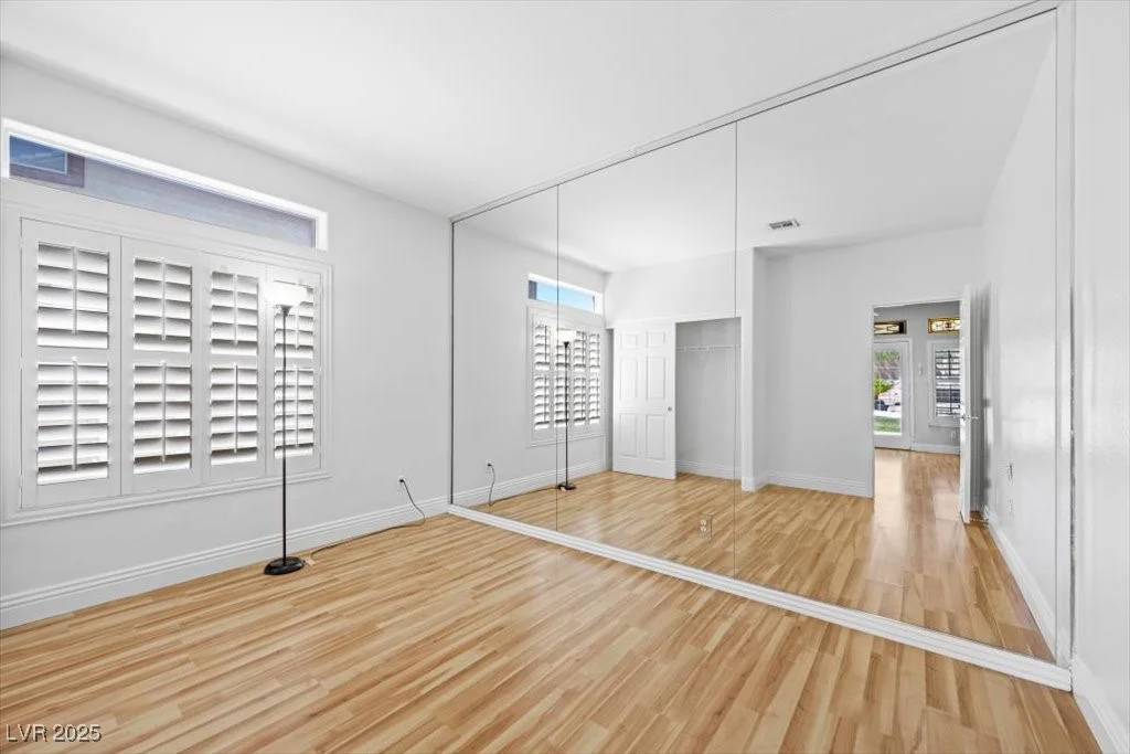 8970 Lansberry, Las Vegas, NV 89147