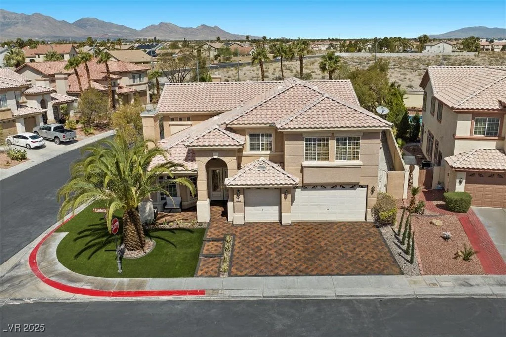 8970 Lansberry, Las Vegas, NV 89147
