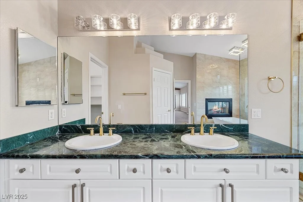 8970 Lansberry, Las Vegas, NV 89147