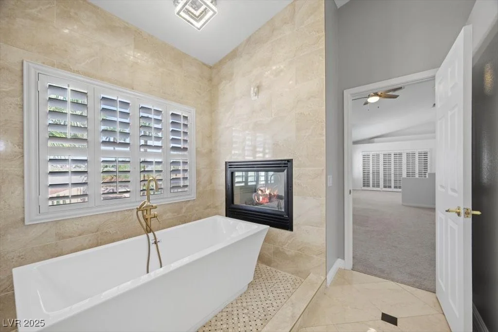 8970 Lansberry, Las Vegas, NV 89147