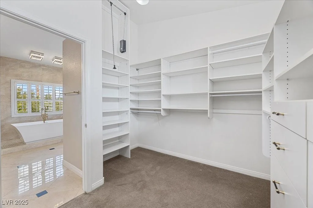 8970 Lansberry, Las Vegas, NV 89147