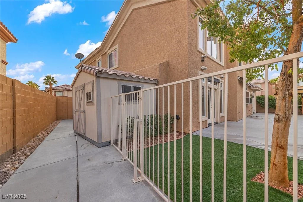 8970 Lansberry, Las Vegas, NV 89147
