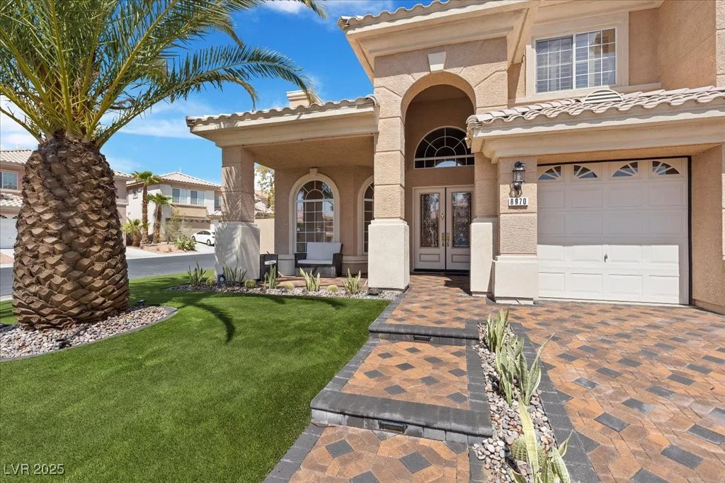 8970 Lansberry, Las Vegas, NV 89147