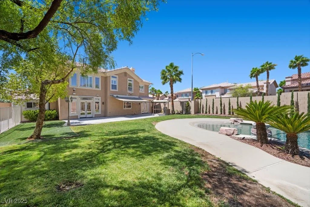 8970 Lansberry, Las Vegas, NV 89147