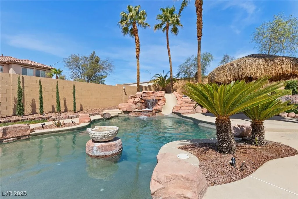 8970 Lansberry, Las Vegas, NV 89147