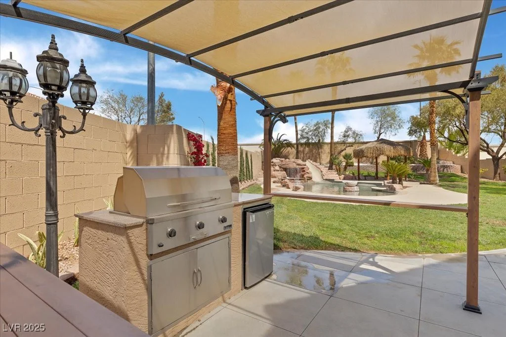8970 Lansberry, Las Vegas, NV 89147