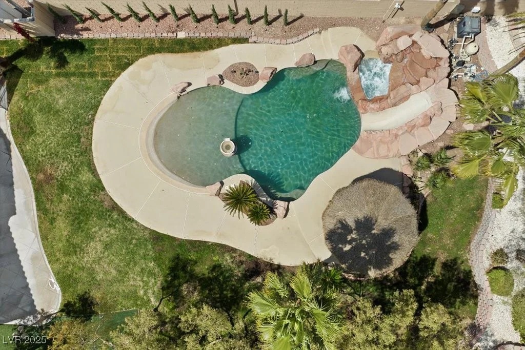 8970 Lansberry, Las Vegas, NV 89147