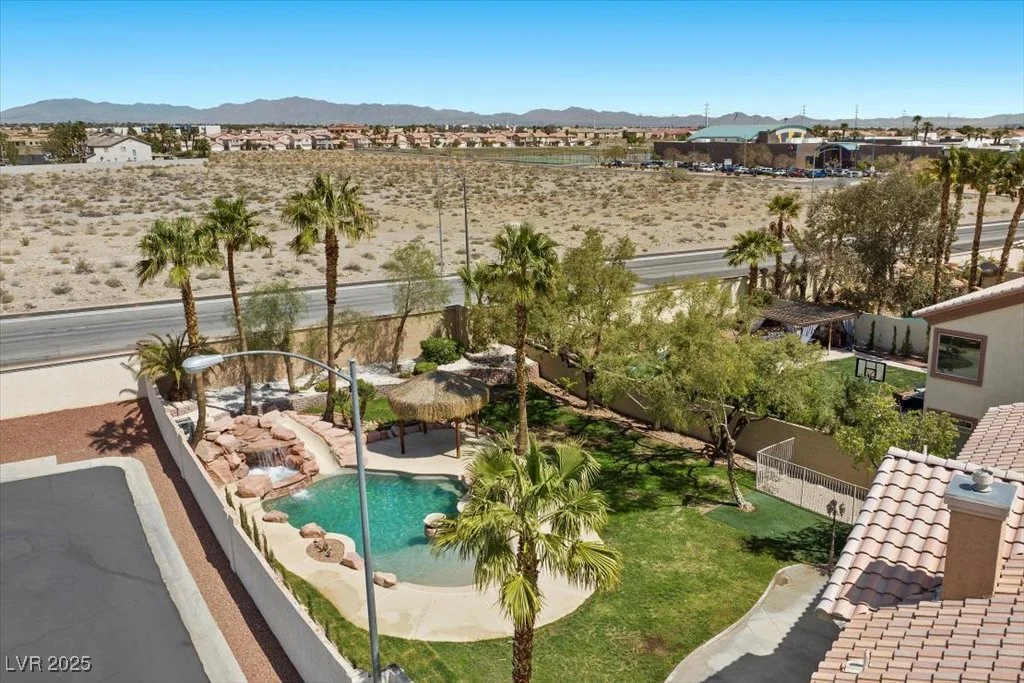 8970 Lansberry, Las Vegas, NV 89147